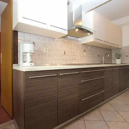 Fuer 4 Personen Ca 50 Qm In Fazana, Istrien Istrische Riviera Apartment Fazana