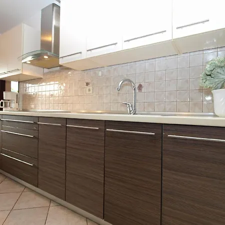 Fuer 4 Personen Ca 50 Qm In Fazana, Istrien Istrische Riviera Apartment *